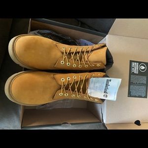 Brand new men’s timberland boots size 10